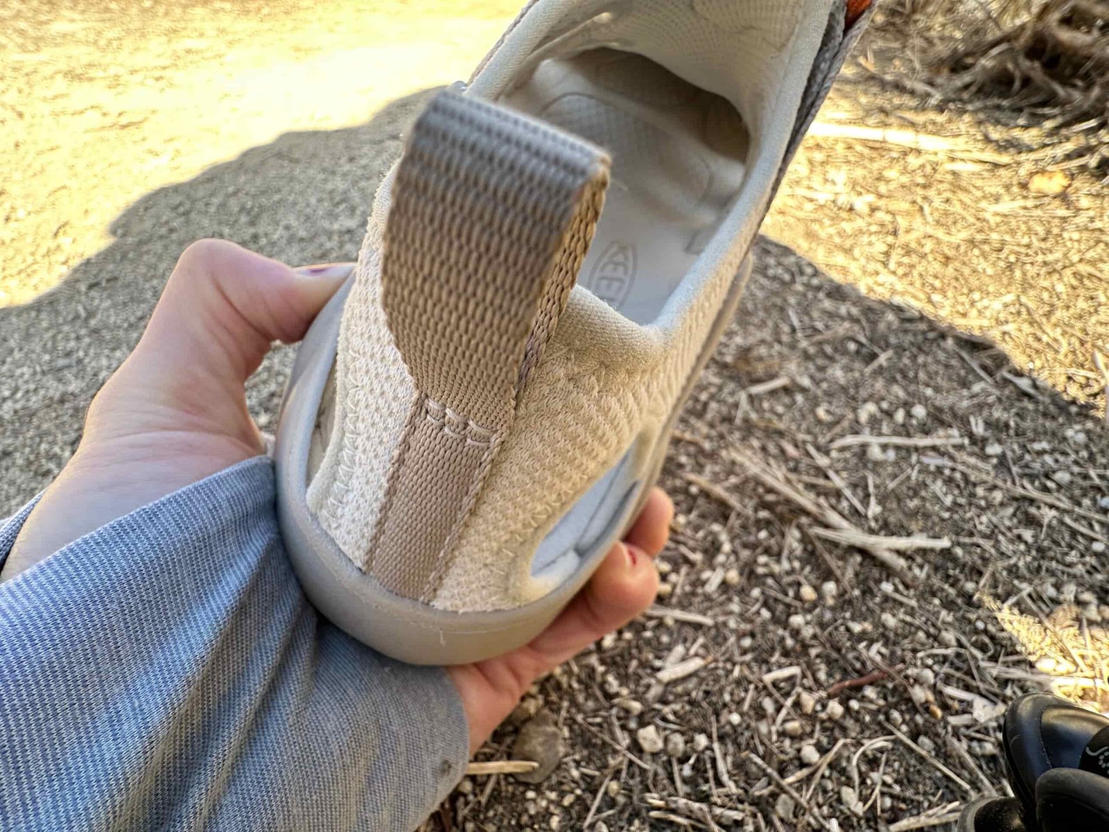 Close ups of the Keen Hyperport H2 Sandal ability to support feet