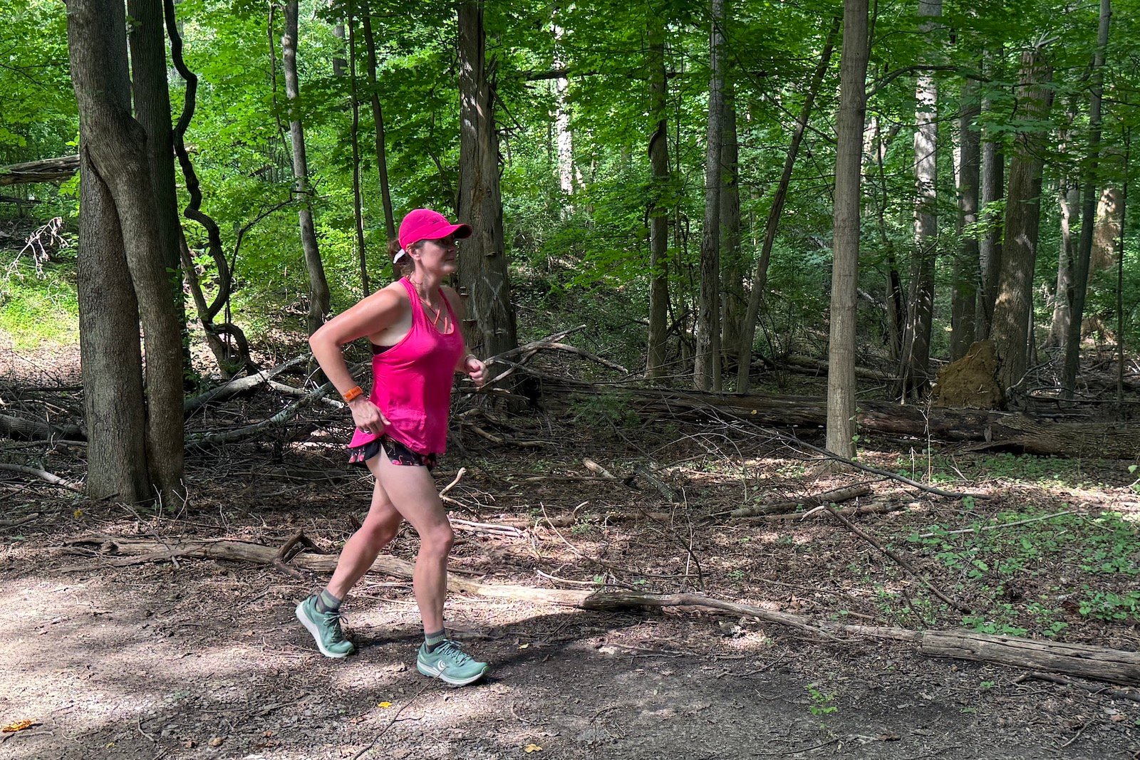 runner wearing the Topo Athletic Traverse